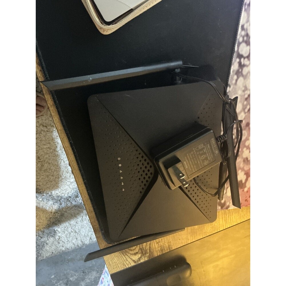 D-Link 5GHz Router, Good Condition - Picture 2 of 5